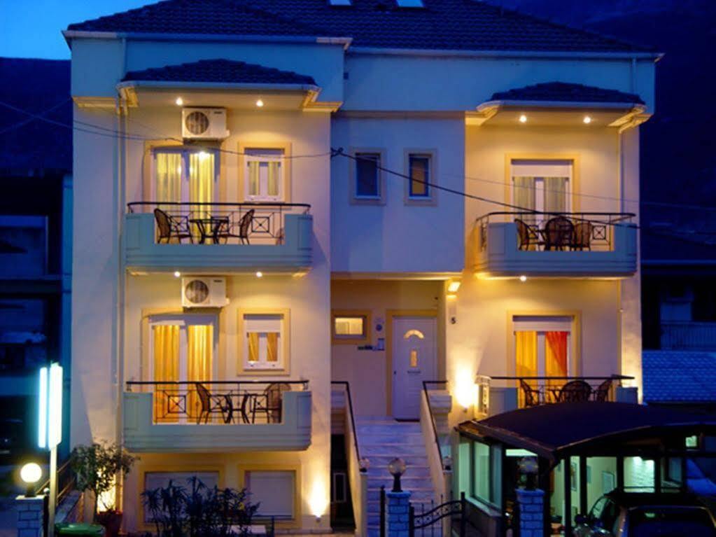 Imperial Home Tsironis Ioannina Exterior photo